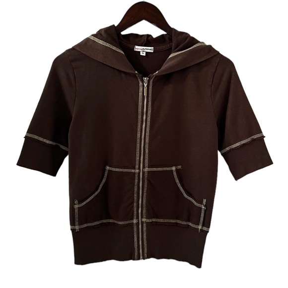 American Buddha Dark Brown Half Sleeve Zip Hoodie and Wide Leg Crop Yoga Pants - Picture 2 of 9